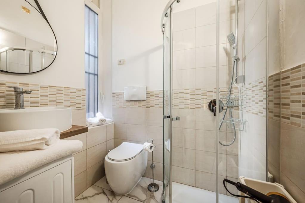 Centrale's Nest - Elegant Close To Station Appartement *